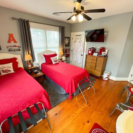 Bama Bed And Breakfast - Sweet Home Alabama Suite ทัสคาลูซา ภายนอก รูปภาพ